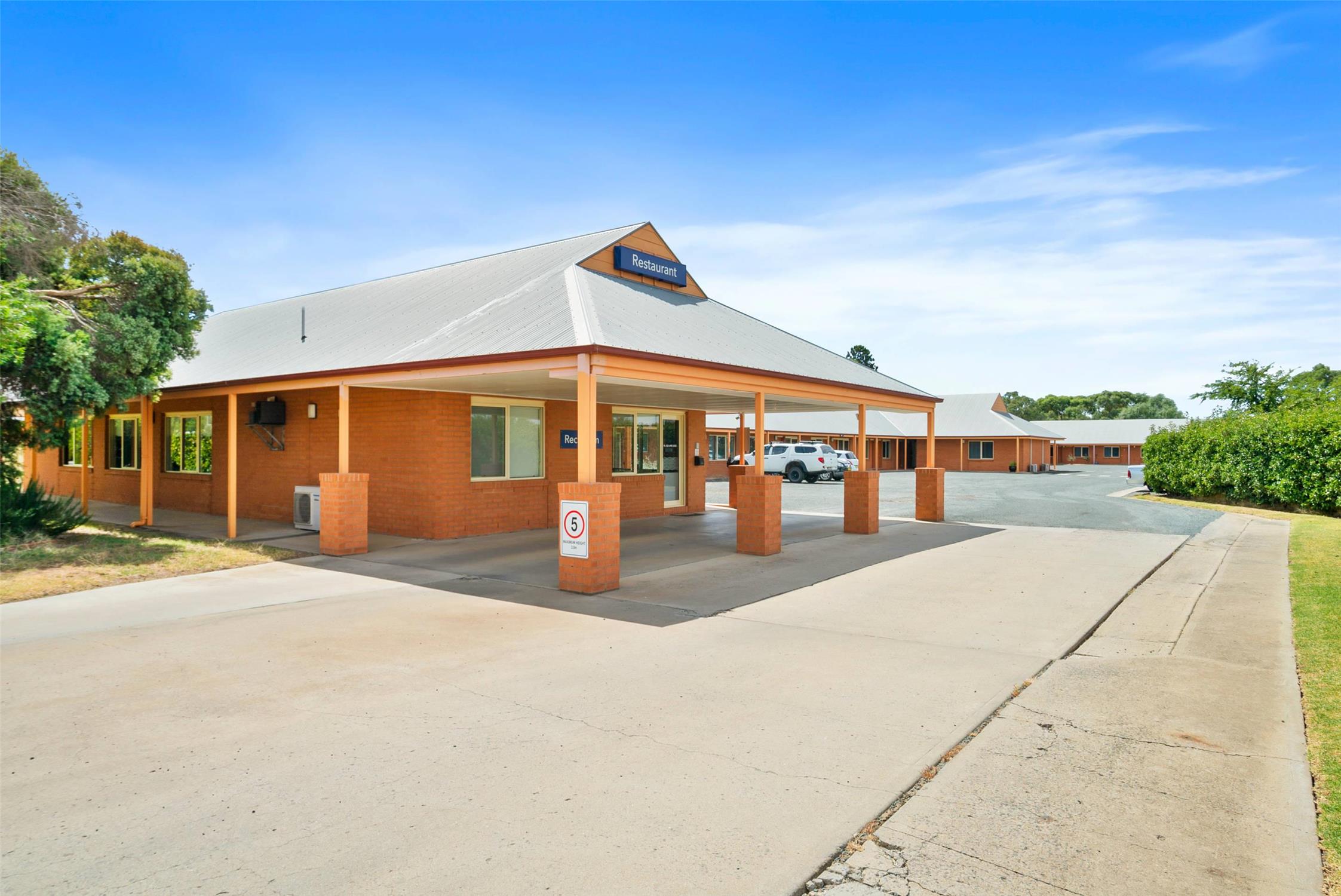 Comfort Inn Bishops Lodge 3/34