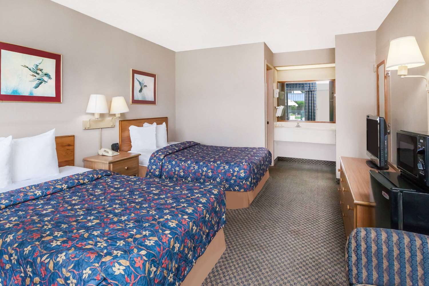 Days Inn by Wyndham Seguin TX 12/27