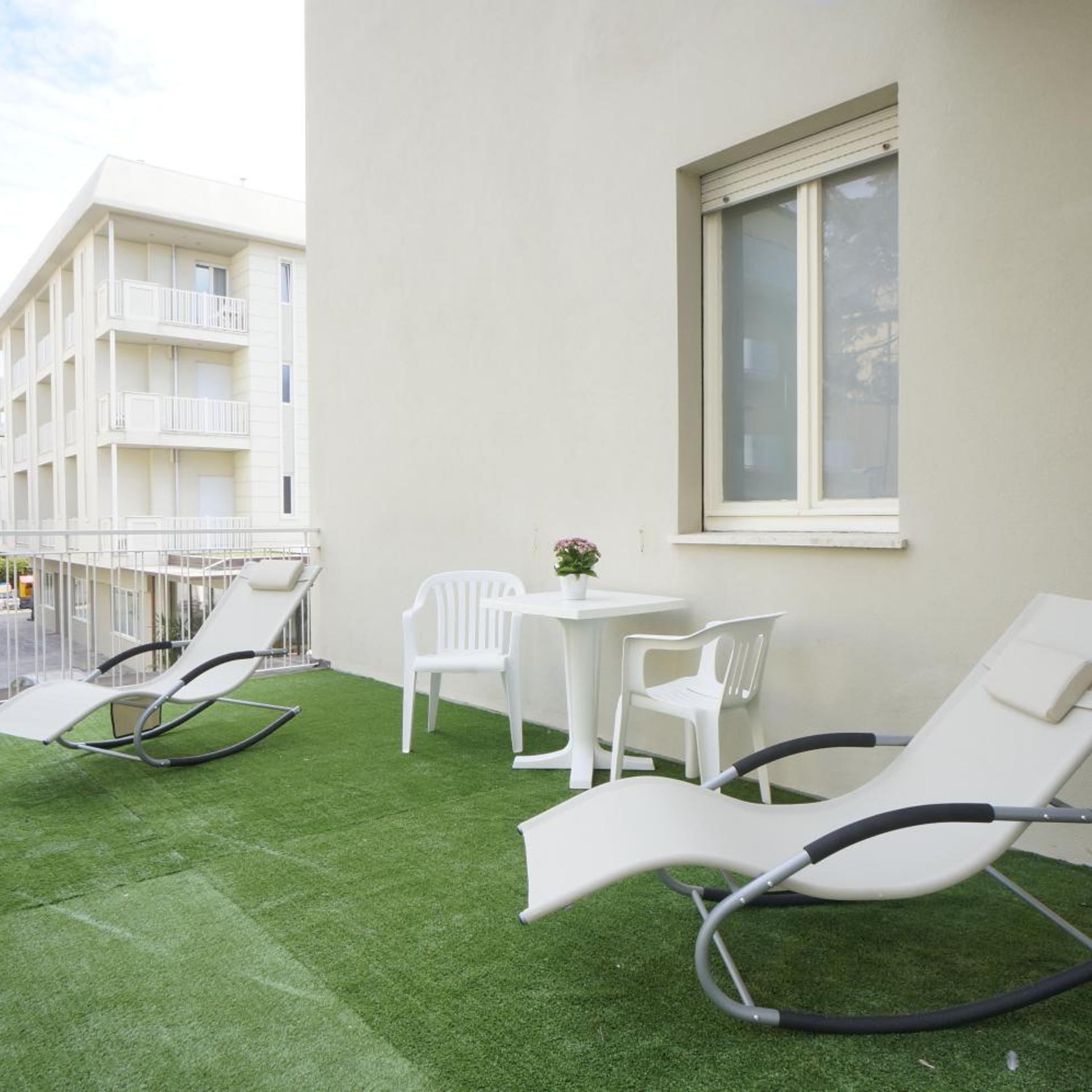 Hotel Mon Pays 37/50
