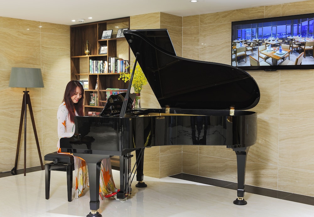 Adora Mira Hotel (formerly Ramada Encore By Wyndham Saigon D1) 28/50
