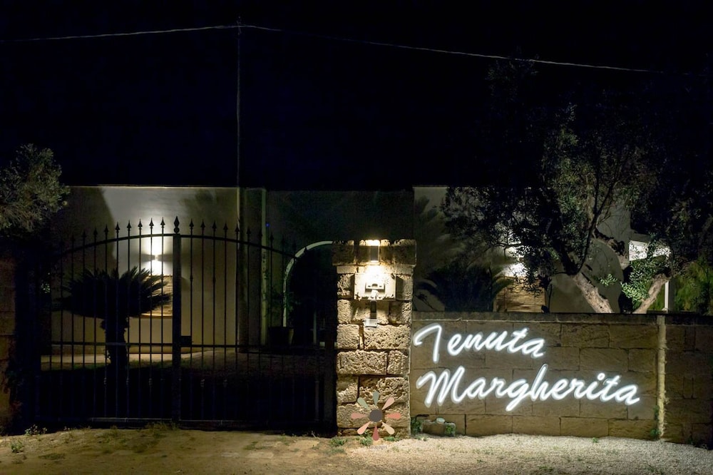 Tenuta Margherita 1/48