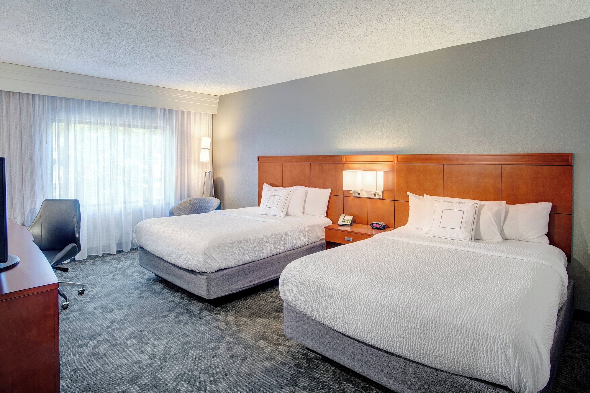 Room, 2 Queen Beds, Balcony