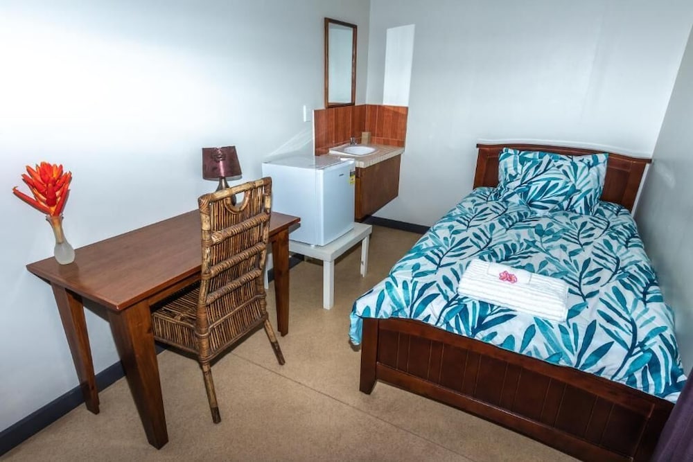 Talofa Inn 20/50
