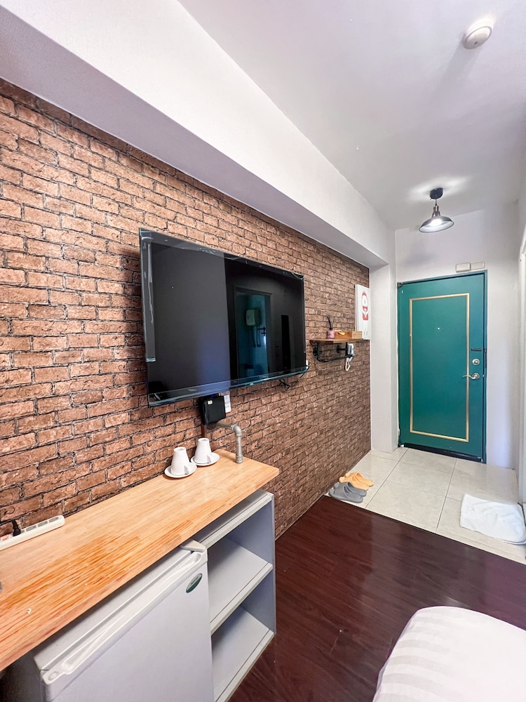 Mei Hsiao Yuen Hostel 45/49