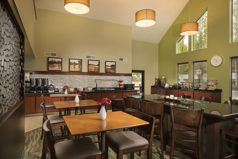 Residence Inn by Marriott Portland South - Lake Oswego 20/25
