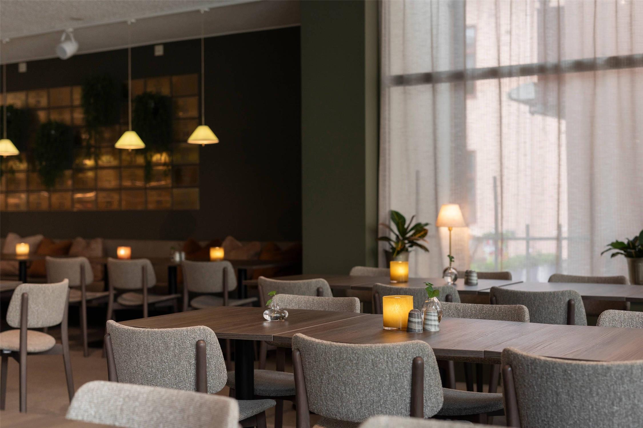 Home Hotel Majoren 45/48
