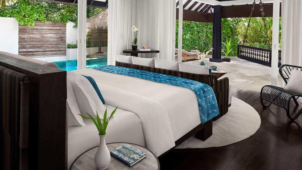 Naladhu Private Island Maldives 18/65