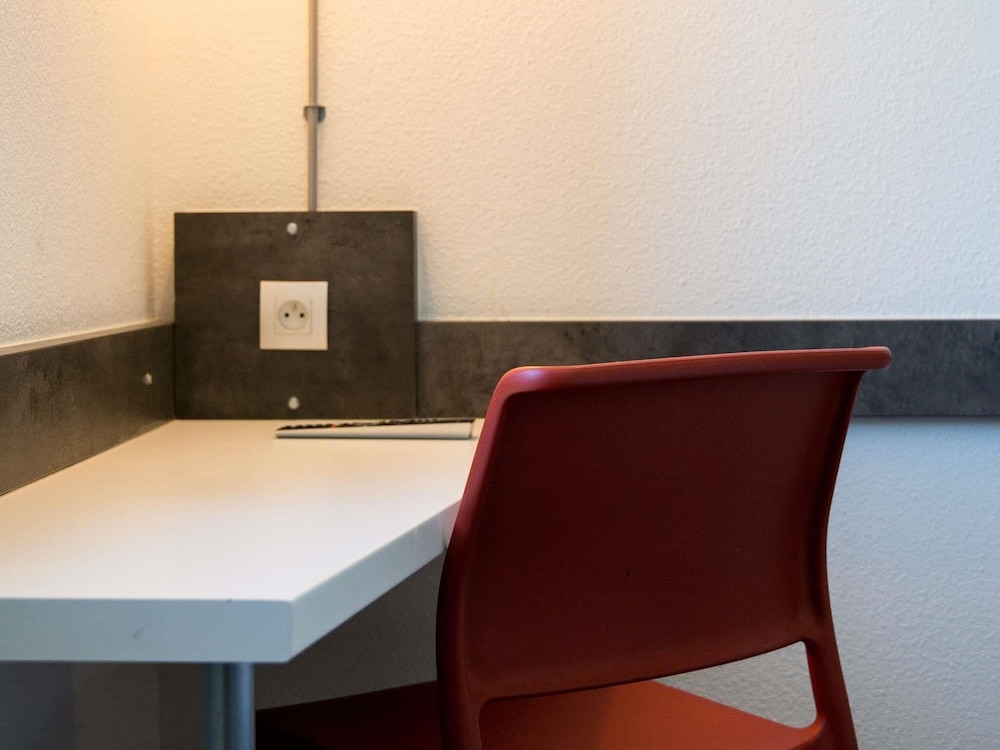 Ibis Budget Archamps Porte De Geneve 10/55