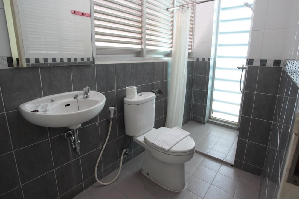 Legreen Suite Tebet 21/26
