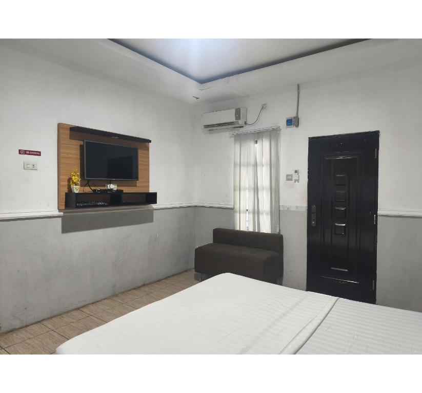 Hotel O near Mall Boemi Kedaton formerly House Of Tuwuh 1 7/10