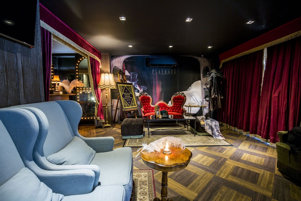 PLAYHAUS THONGLOR HOTEL BANGKOK 21/24