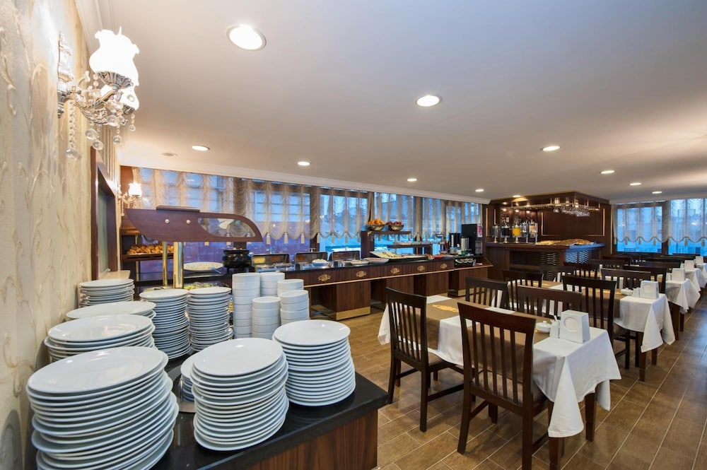 Dalan Hotel 40/57