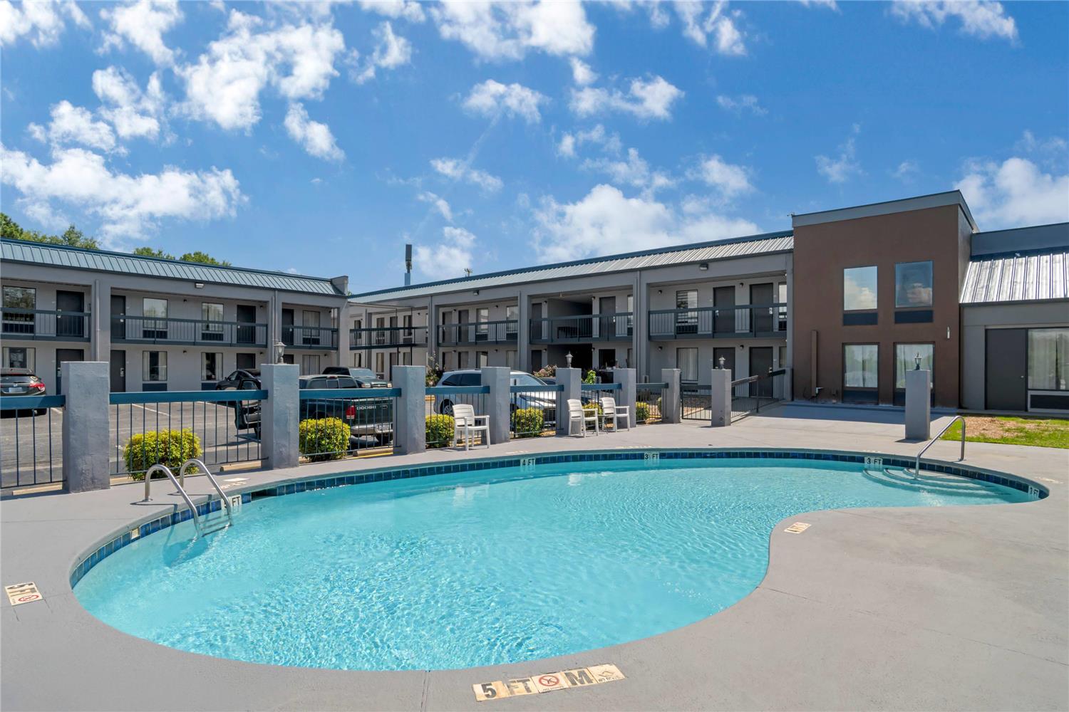 Quality Inn Simpsonville-Greenville 41/41