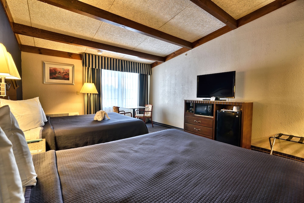 Howard Johnson by Wyndham Bangor 18/34