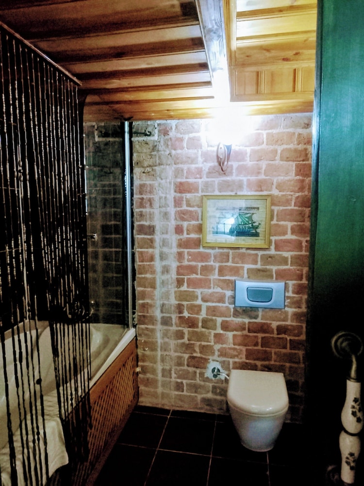 Cunda Zehra Teyzenin Evi 46/74