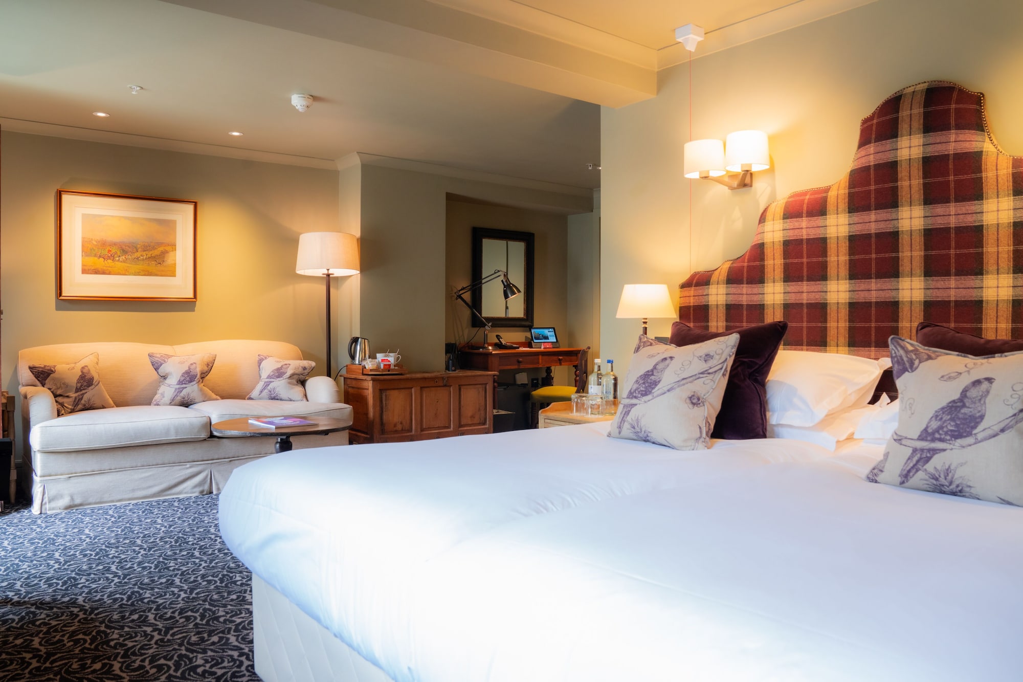Courtyard, Classic, Double Bed
