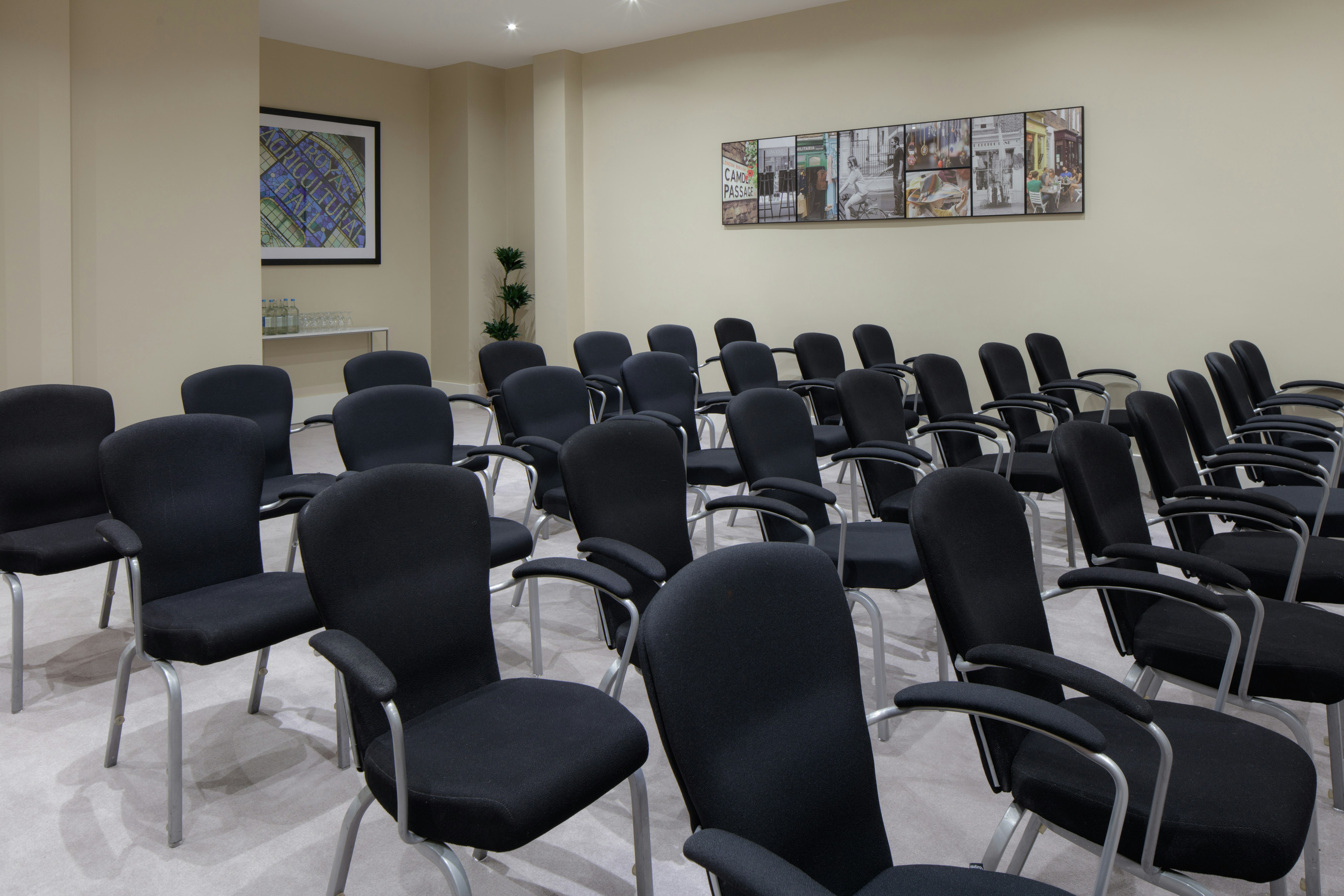 Hilton London Angel Islington 45/50