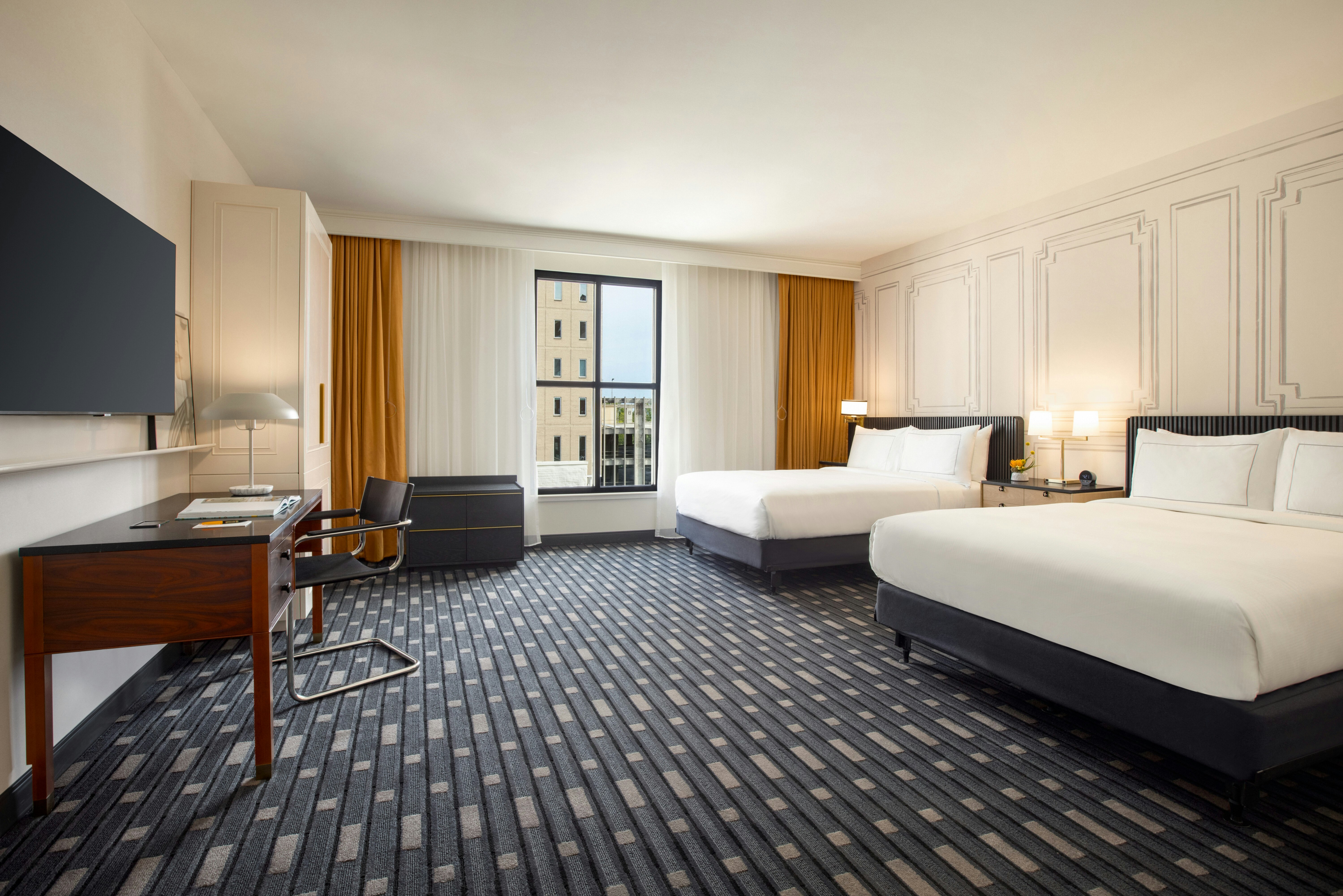 ROOM, 2 QUEEN BEDS, CORNER, ACCESSIBLE