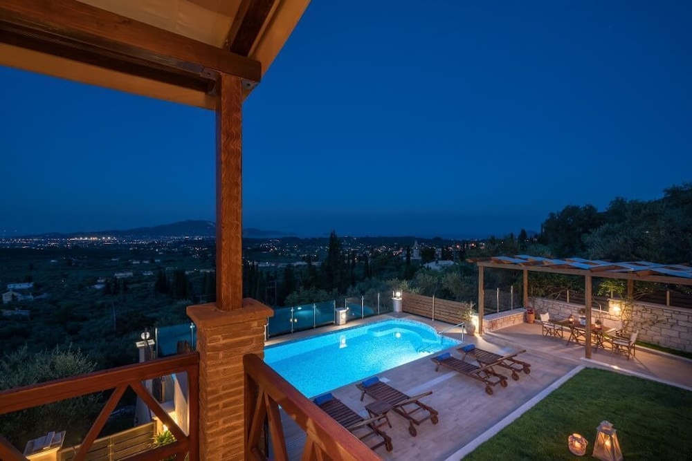 Villa Clairy 10/25