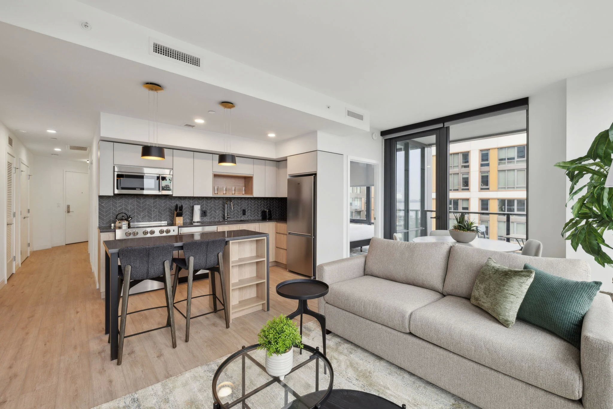 Placemakr Buzzard Point 22/24