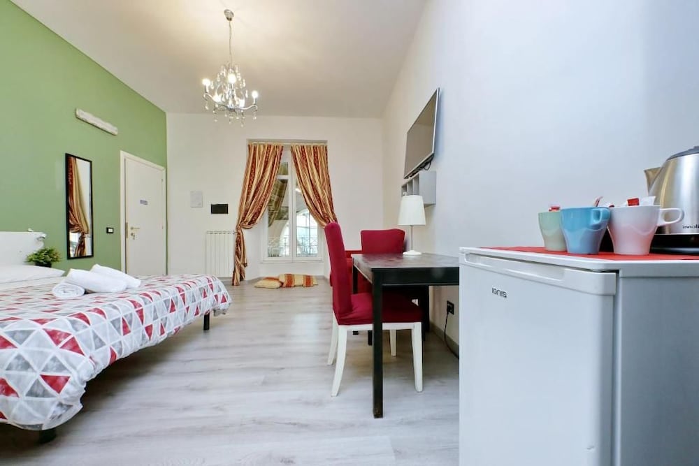 Lucky Holiday Rooms 22/47