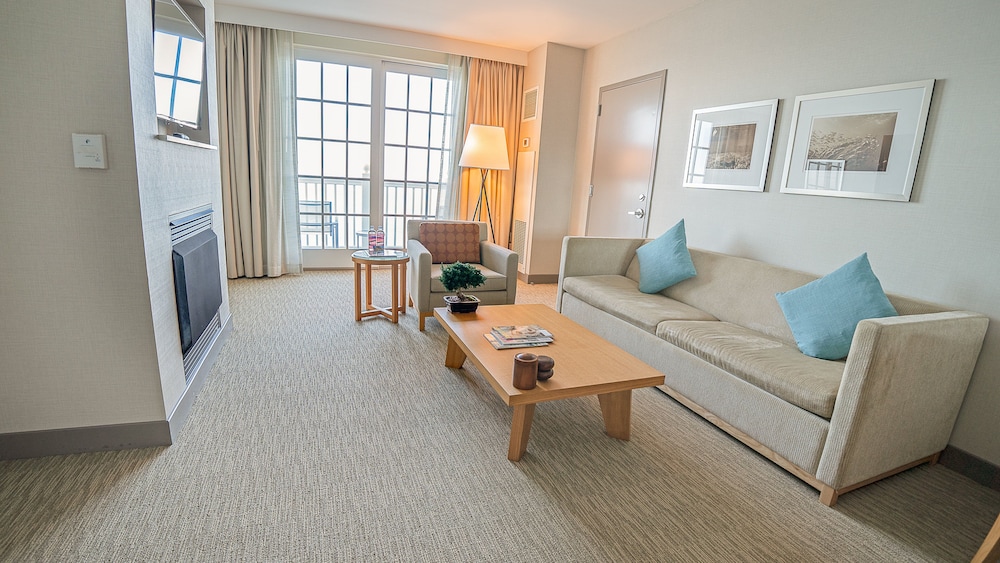 InterContinental The Clement Monterey 40/73