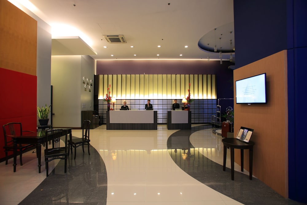 Lobby at The Malayan Plaza, PASIG