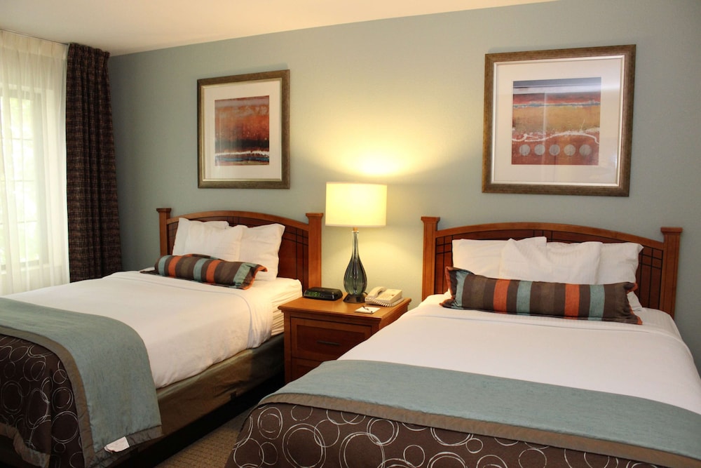 Sonesta ES Suites Portland Vancouver 41st Street 12/39