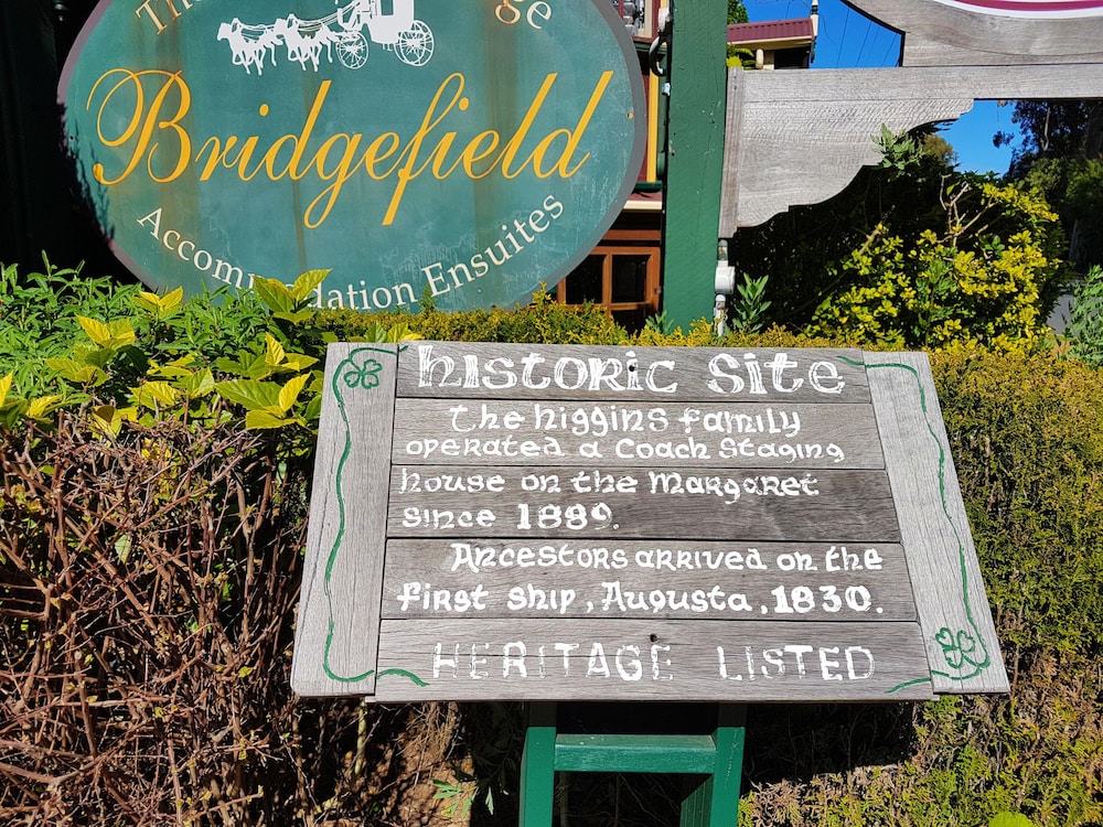 Bridgefield Guest House 3/50
