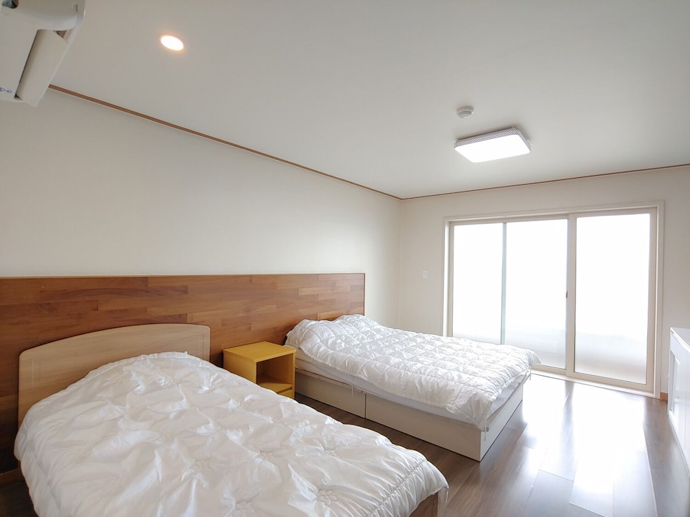 Jeju Hill Hotel 6/25