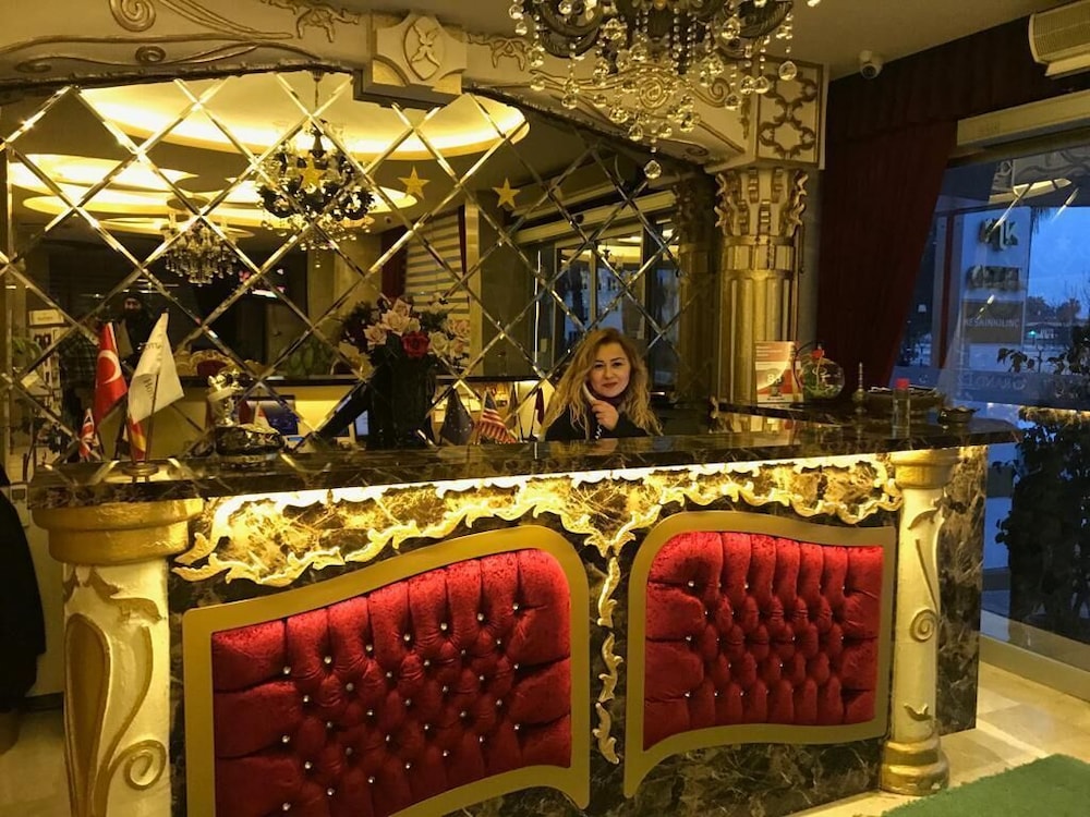 Grand Ezel Hotel 10/50
