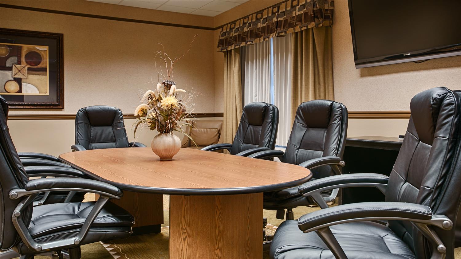 Best Western Plus Montezuma Inn & Suites 22/24