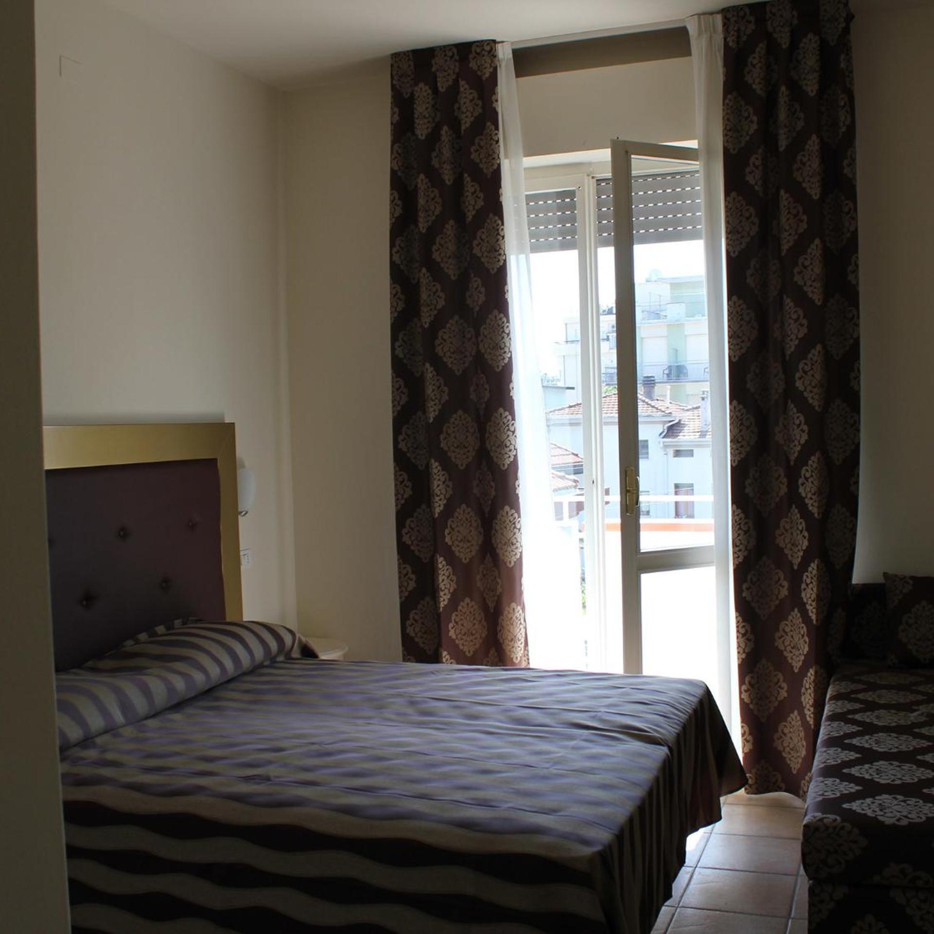 Marina Hotel 14/46