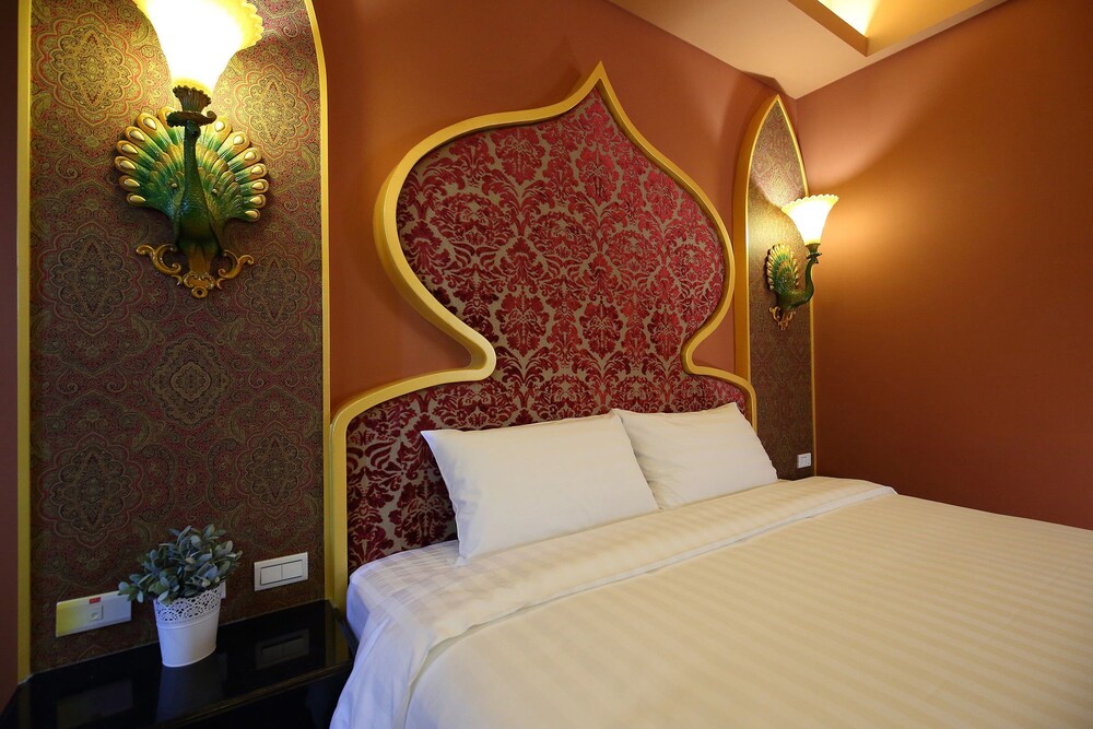 Buckingham Palace B&B 9/56
