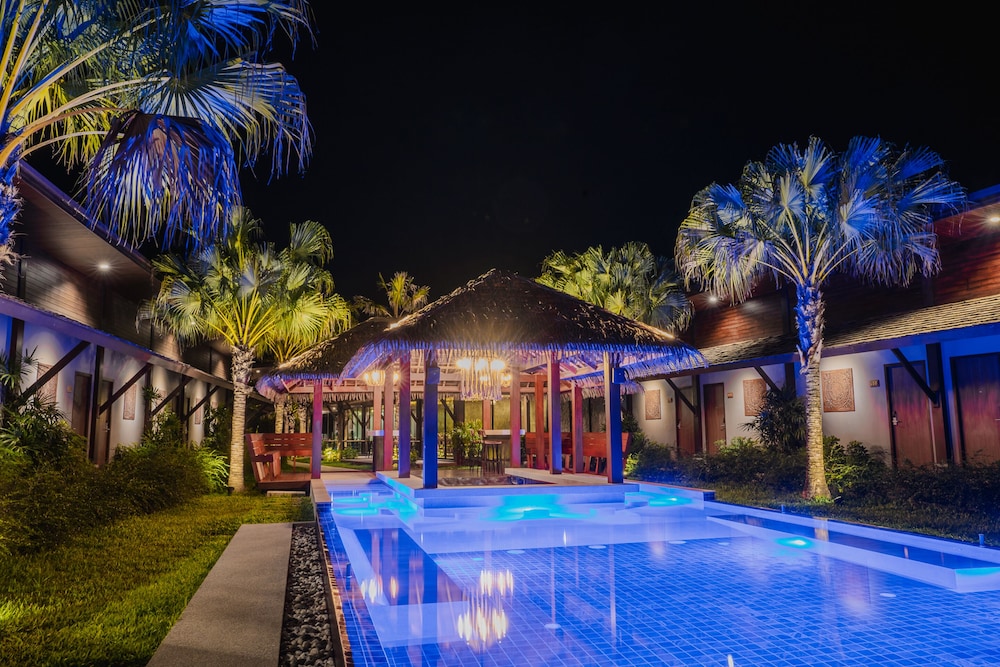 Malabar Pool Villa Phuket 39/47