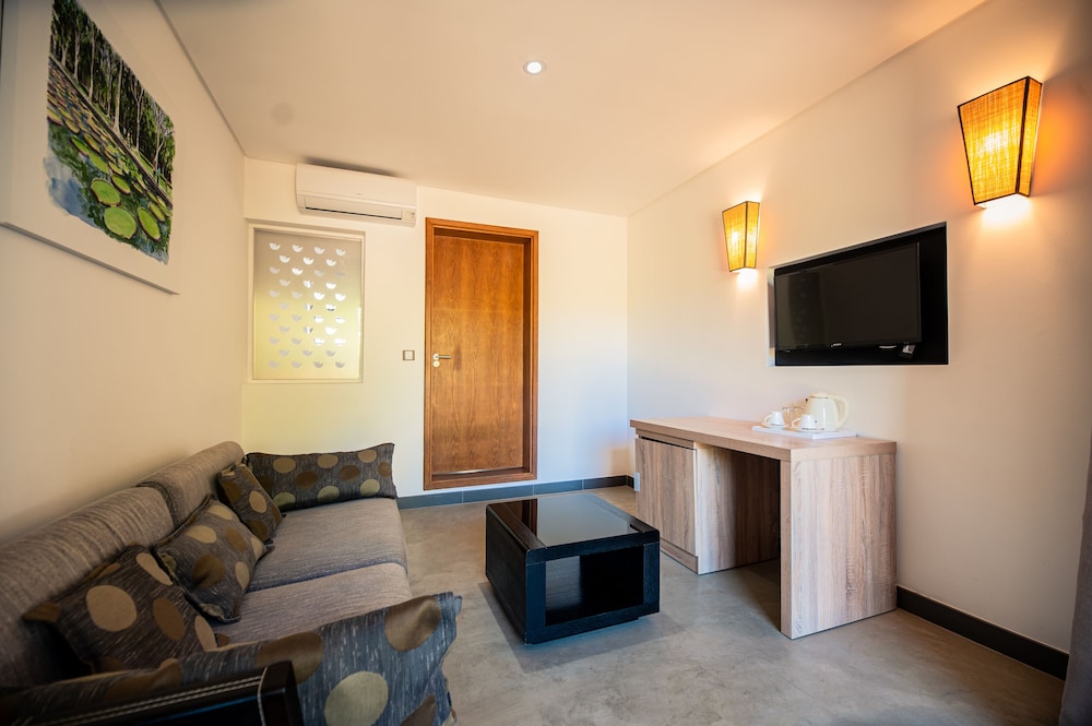 Toparadis Guest House 15/36