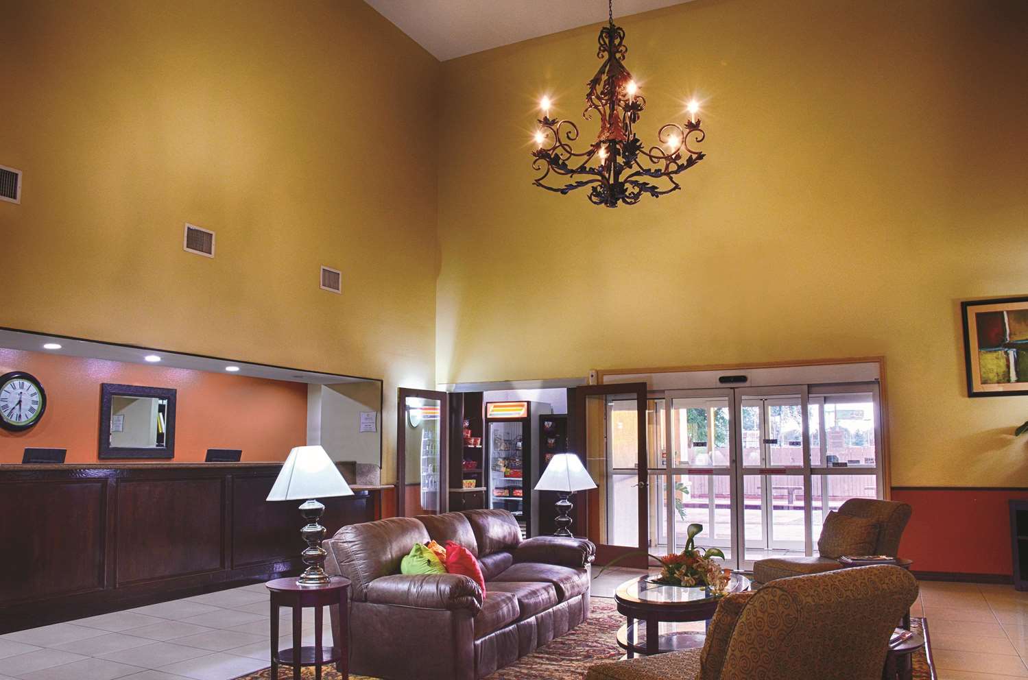 La Quinta Inn & Suites by Wyndham Alice 6/39