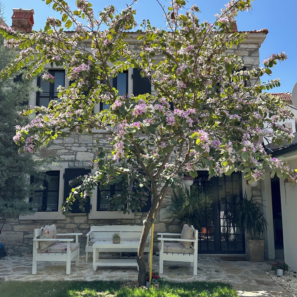 Urla Tas Konak Otel 40/50