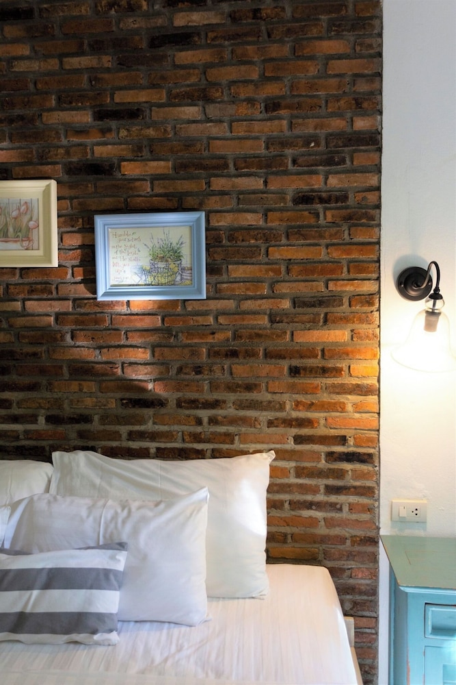 Nai Suan Bed And Breakfast 38/69