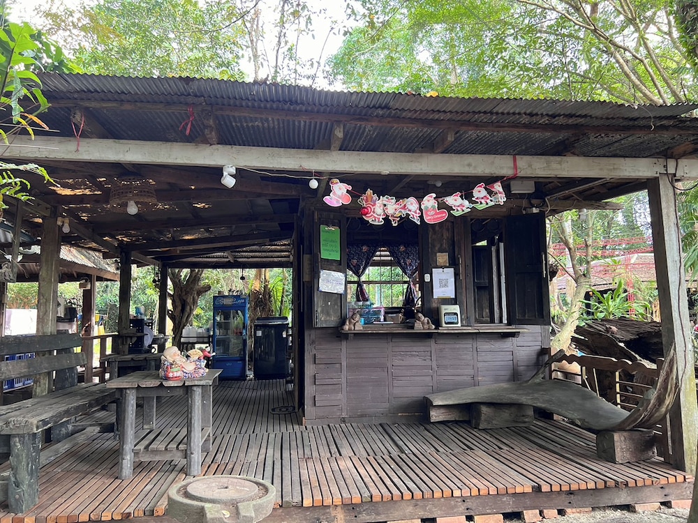 Pang Mai Resort 4/50