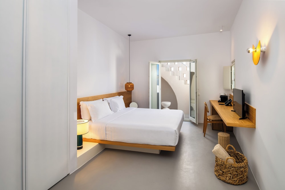 VIVA NOVE SUITES 17/43