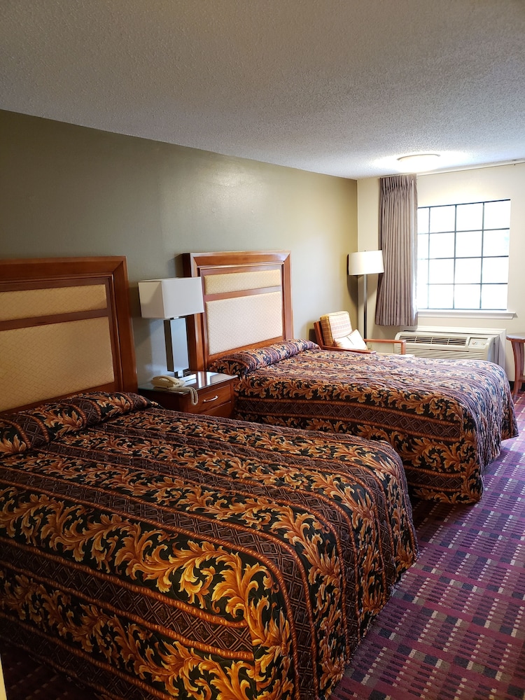 Peach Tree Inn 14/48