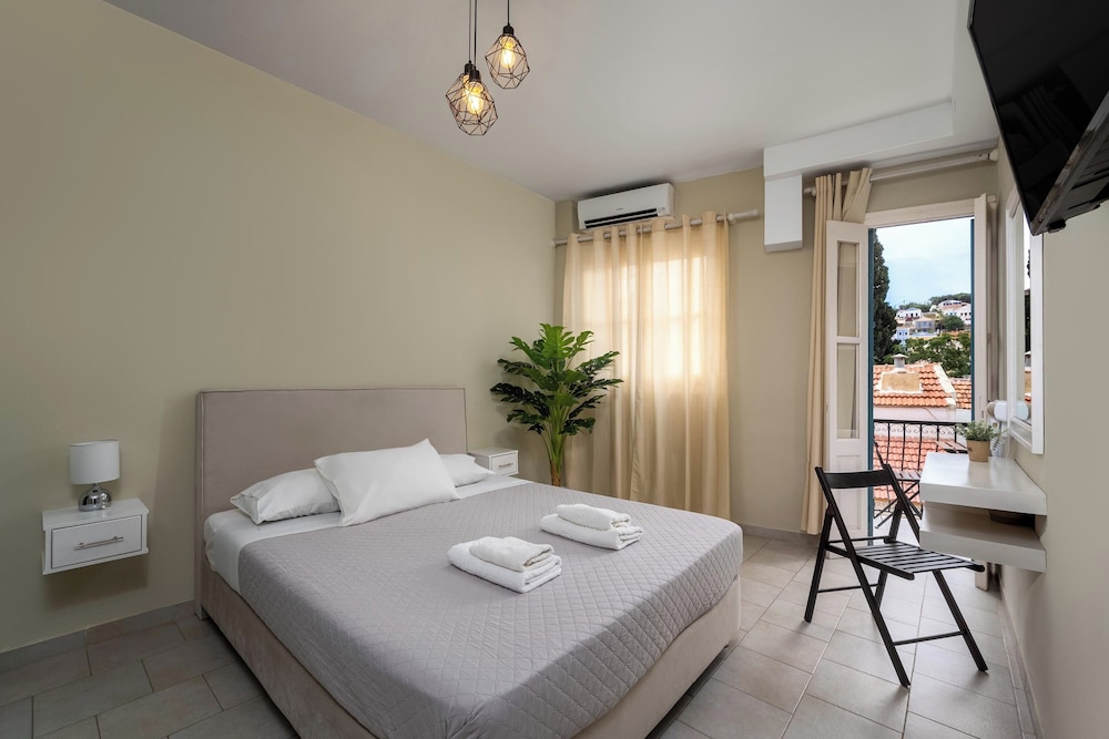 Maravelia Apartments 18/50