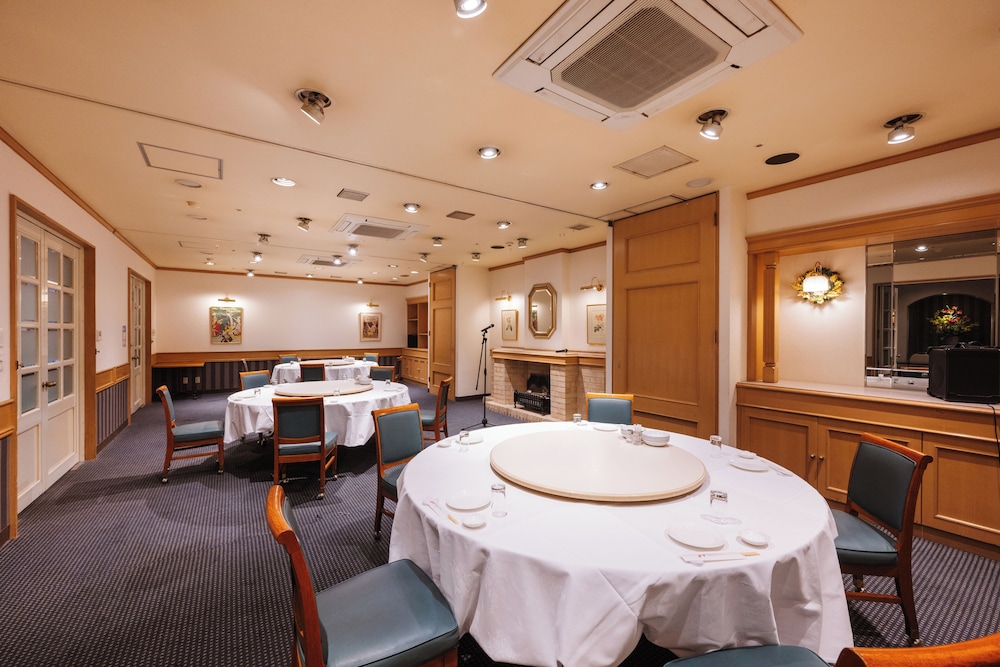 Nest Hotel Matsuyama 50/68