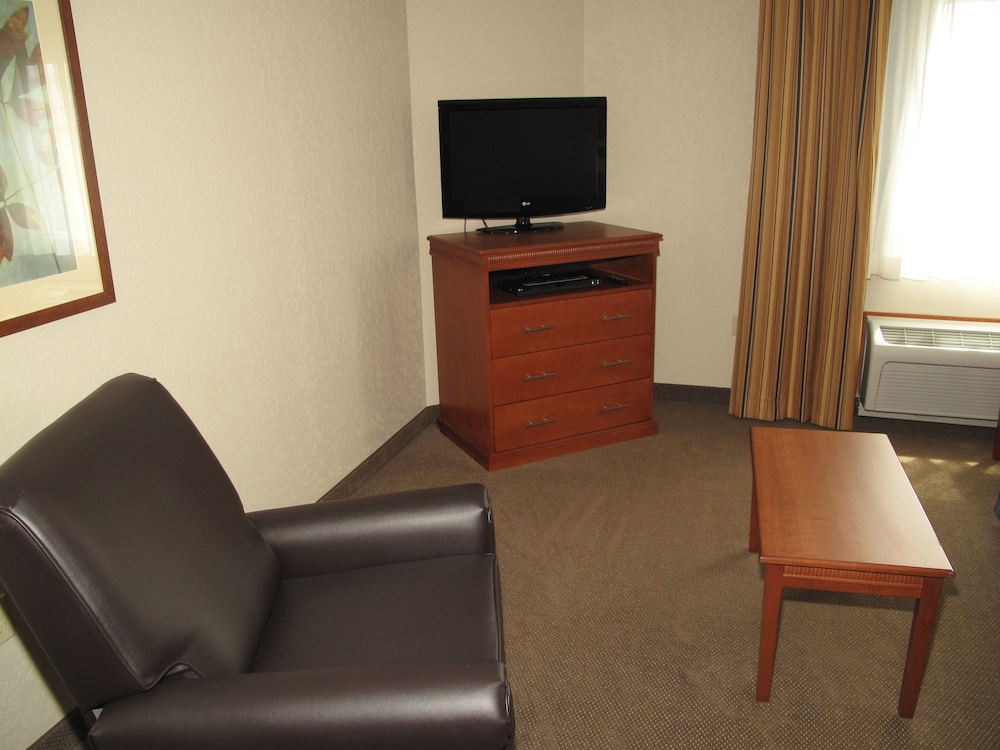 Candlewood Suites Elgin Nw-Chicago 36/58