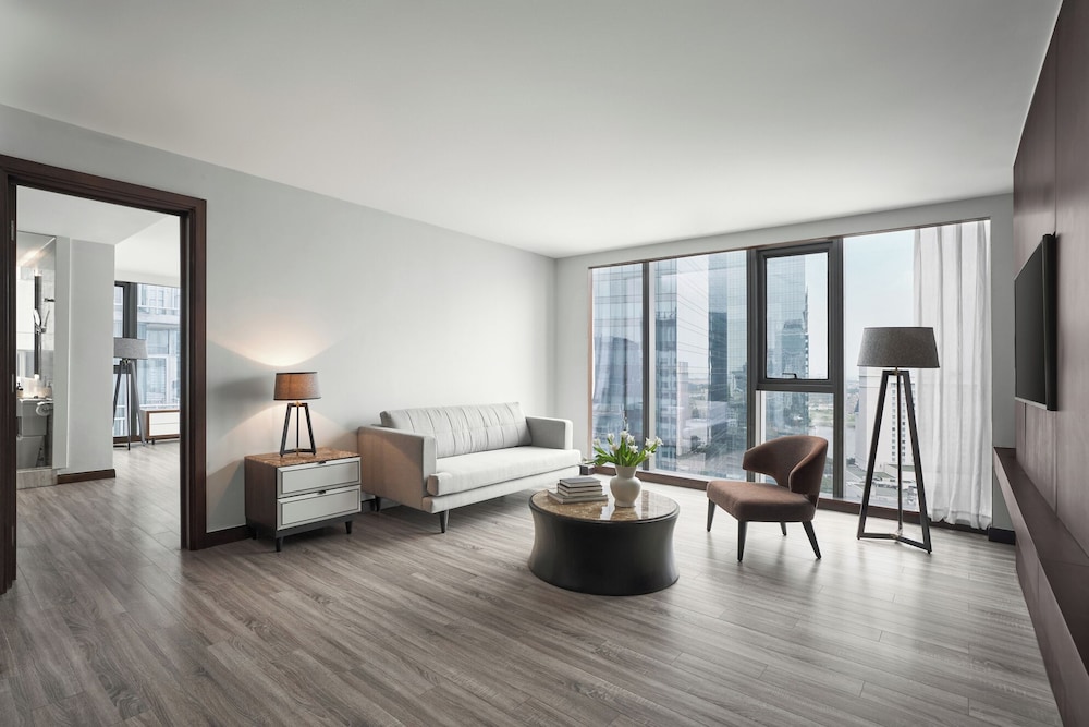 Signature By M Village Le Thanh Ton, a brand of Modern Village Lifestyle 40/59