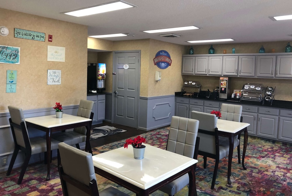 Baymont By Wyndham Roanoke Rapids 16/24