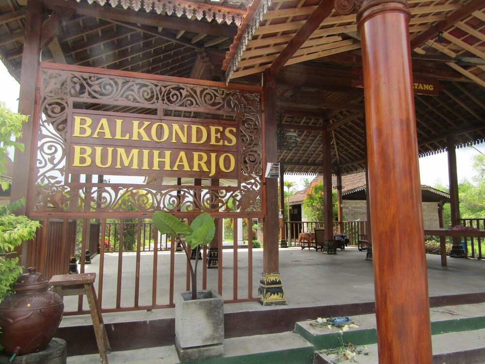 Balkondes Bumiharjo Kampung Dolanan By Zuzu 8/42
