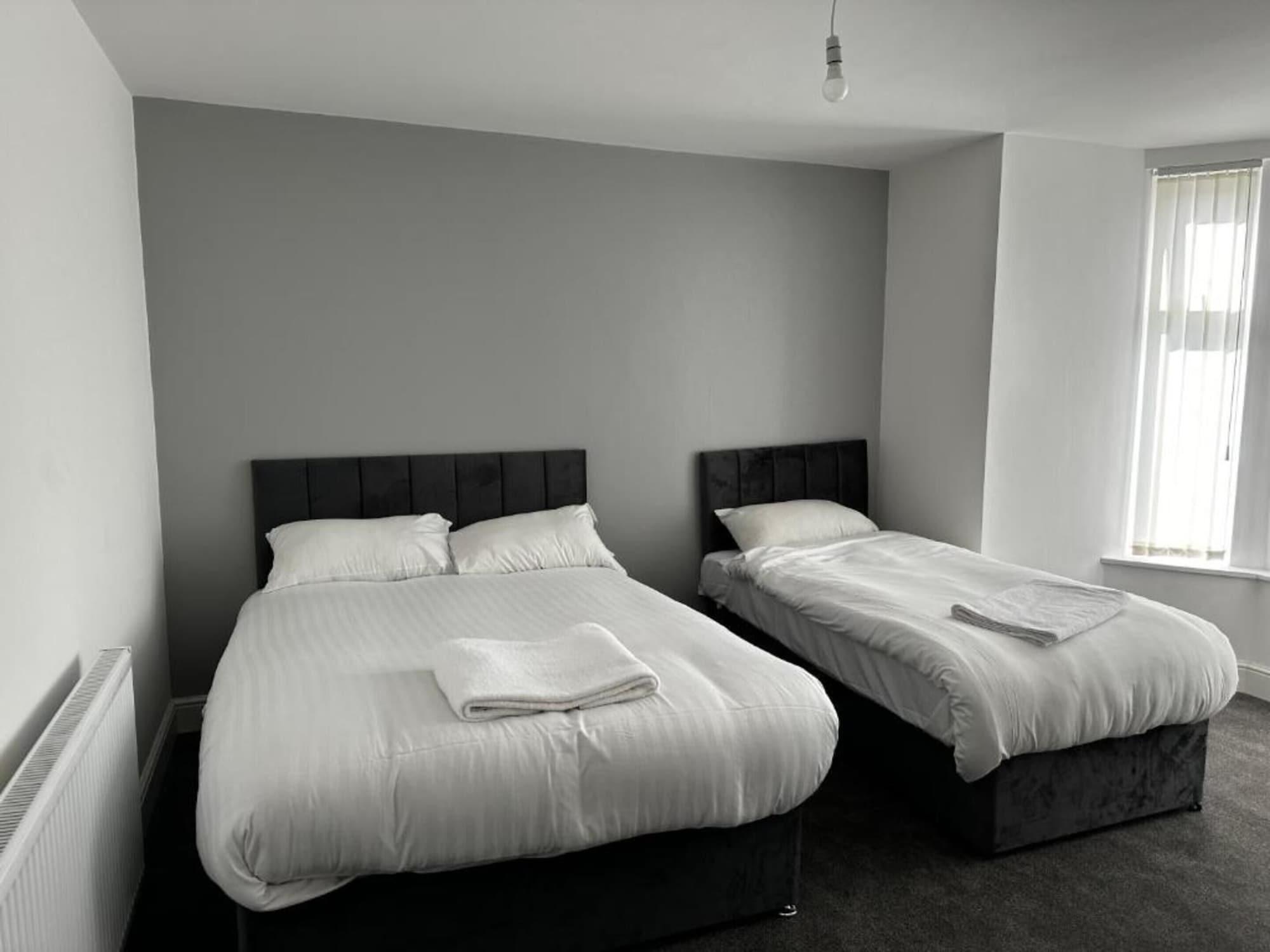 OYO Cheetham Hill Guest House 9/32