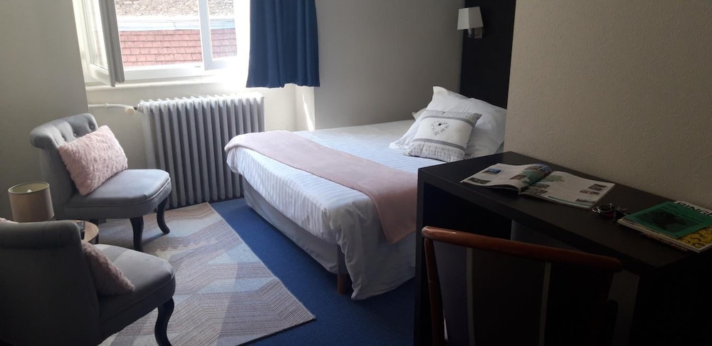 Hotel Regina 12/48